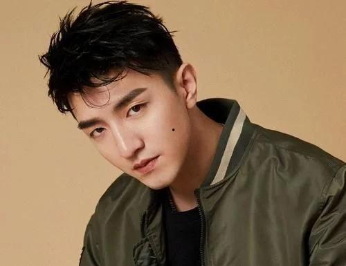 爆料娱乐圈金瀚是谁,娱乐圈新晋实力派演员,揭秘其爆红背后的故事 第1张 爆料娱乐圈金瀚是谁,娱乐圈新晋实力派演员,揭秘其爆红背后的故事 第1张